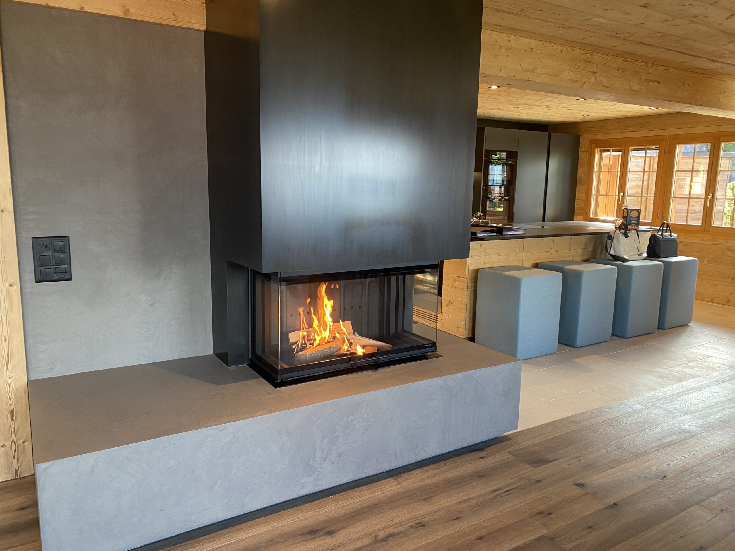 Berghaus im Berner Oberland Kreafeuer SWISS FINISH